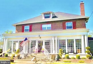 420 Heulings Ave Unit 3RD FL, Riverside, NJ 08075