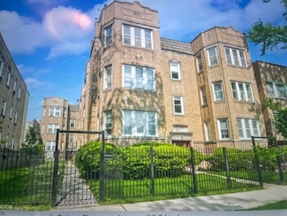 6214 N Mozart St Unit 2W, Chicago, IL 60659