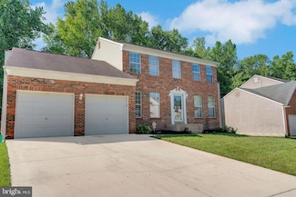 9802 Fox Run Dr, Clinton, MD 20735