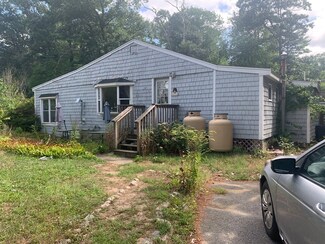 6 Maple Dr, Carver, MA 02330