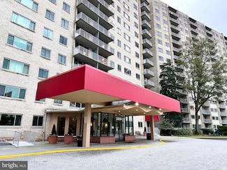 2500 N Van Dorn St Unit 801, Alexandria, VA 22302