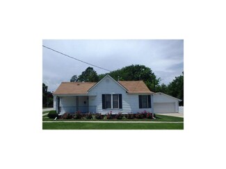 1002 Cherry St, Chillicothe, MO 64601