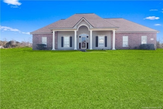 8955 Sissy Ln, Lake Charles, LA 70607