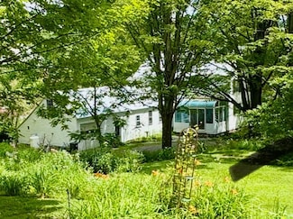 119 Main St, Putney, VT 05346