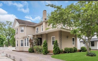 370 W Park Ave, Oakhurst, NJ 07755
