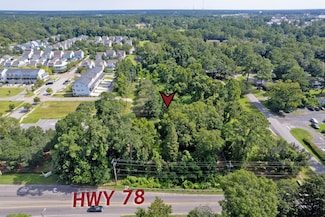 325 W 5th St N, Summerville, SC 29483