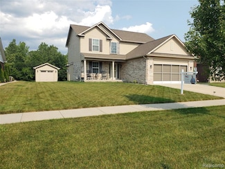 33873 Crooks St, Rockwood, MI 48173