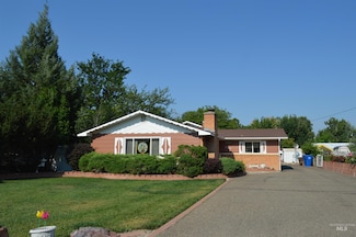 1711 N Allen Ave, Fruitland, ID 83619