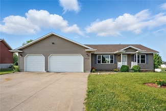 2450 Taylor Ave, Urbana, IA 52345