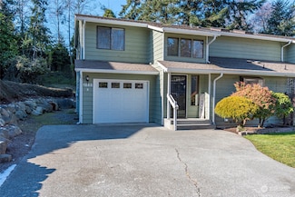 1252 NW Lanyard Loop Unit 2, Oak Harbor, WA 98277