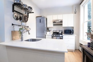 156 New York Ave Unit 2, Jersey City, NJ 07307