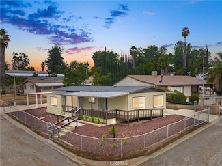 21617 Oak St, Perris, CA 92570