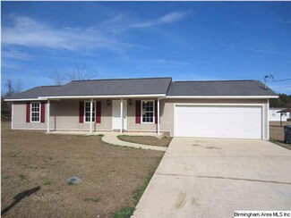 108 Garden Dr, Centreville, AL 35043