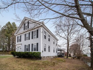 179 10th St, Lowell, MA 01850