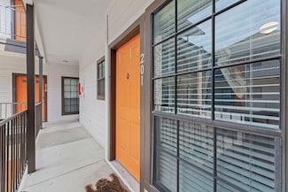 912 W 22nd St Unit 201, Austin, TX 78705