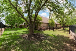 473 Inverness Dr, McKinney, TX 75069