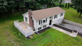 471 Moosup Pond Rd, Moosup, CT 06354
