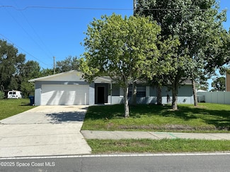 682 Americana Blvd NE, Palm Bay, FL 32907