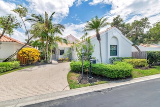 2690 Mikasa Dr, West Palm Beach, FL 33410