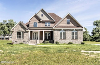 131 Putters Ln, Pinetops, NC 27864