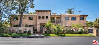 5427 Genesta Ave, Encino, CA 91316