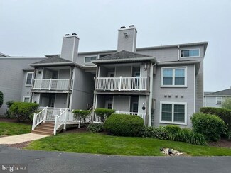 1102 Waters Edge Dr Unit 213, Newark, DE 19702