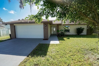 3422 29th St E, Bradenton, FL 34208
