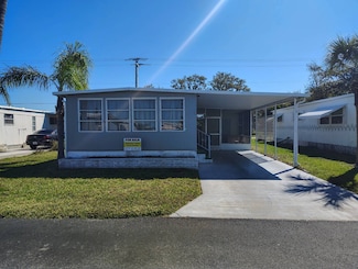 10 Boca Ciega St, Nokomis, FL 34275