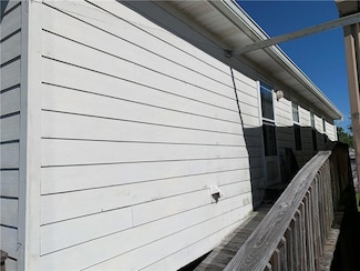 130 Gartoucies Ln, Buras, LA 70041