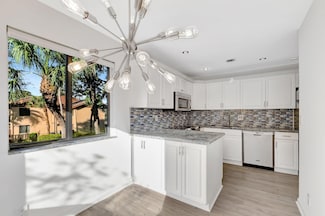 5334 Fountains Dr S Unit 221, Lake Worth, FL 33467