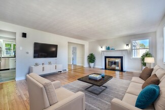 16 Shirley Ave, Methuen, MA 01844