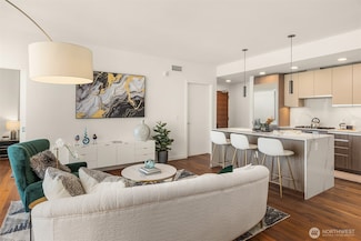 800 Columbia St Unit 2005, Seattle, WA 98104