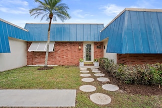 1169 NW Fork Rd, Stuart, FL 34994