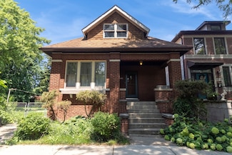 4326 W School St, Chicago, IL 60641