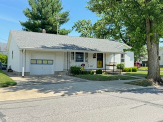 1004 N Perkins St, Rushville, IN 46173