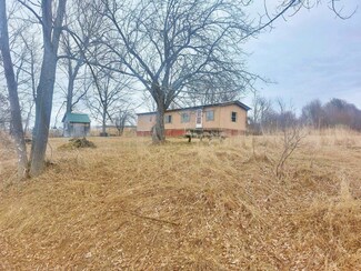 1535 Creek Rd, Irasburg, VT 05845