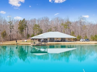 1273 Craggie Hope Rd, Kingston Springs, TN 37082