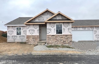 987 Greenbrier Rd, Upper Sandusky, OH 43351