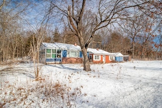 127 Spring Lake Rd, Red Hook, NY 12571