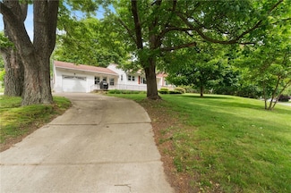 3799 Mendon Rd, Cumberland, RI 02864
