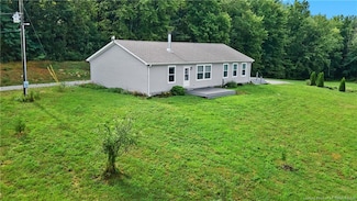 8807 E Lost College Rd, New Pekin, IN 47165