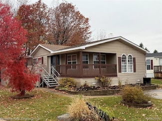 6678 Laramie Dr, Romulus, MI 48174