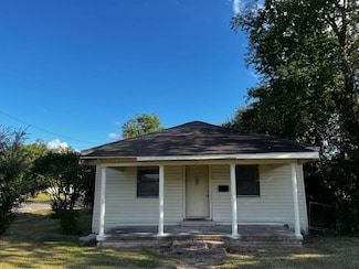 1648 Rev Dr Ransom Howard St, Port Arthur, TX 77640