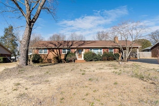 7 Montford Ave, Boiling Springs, SC 29316