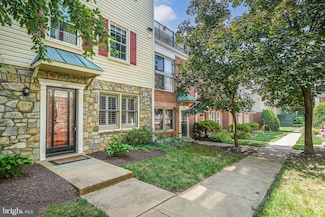 88 N Bedford St Unit 88C, Arlington, VA 22201