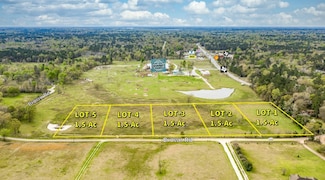 17601 Brown Rd, Conroe, TX 77306