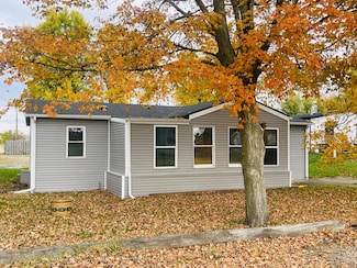 72 Evans St, Croton, OH 43013