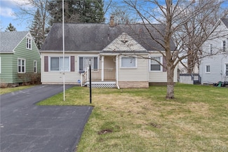 117 Wally Rd, Syracuse, NY 13212