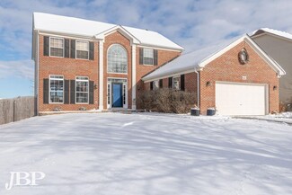 681 Manhattan Cir, Oswego, IL 60543