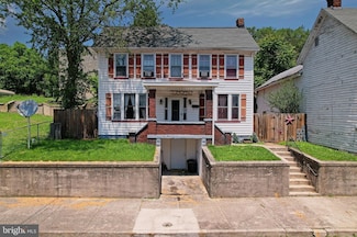 439 Columbia St, Cumberland, MD 21502